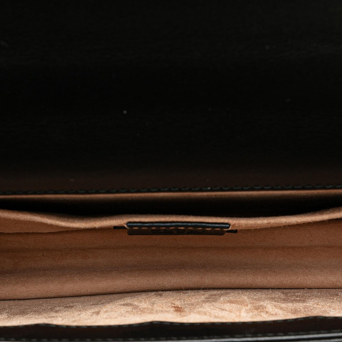 Gucci GG Marmont Leather Ribbon Crossbody (SHG-8Fv04O)