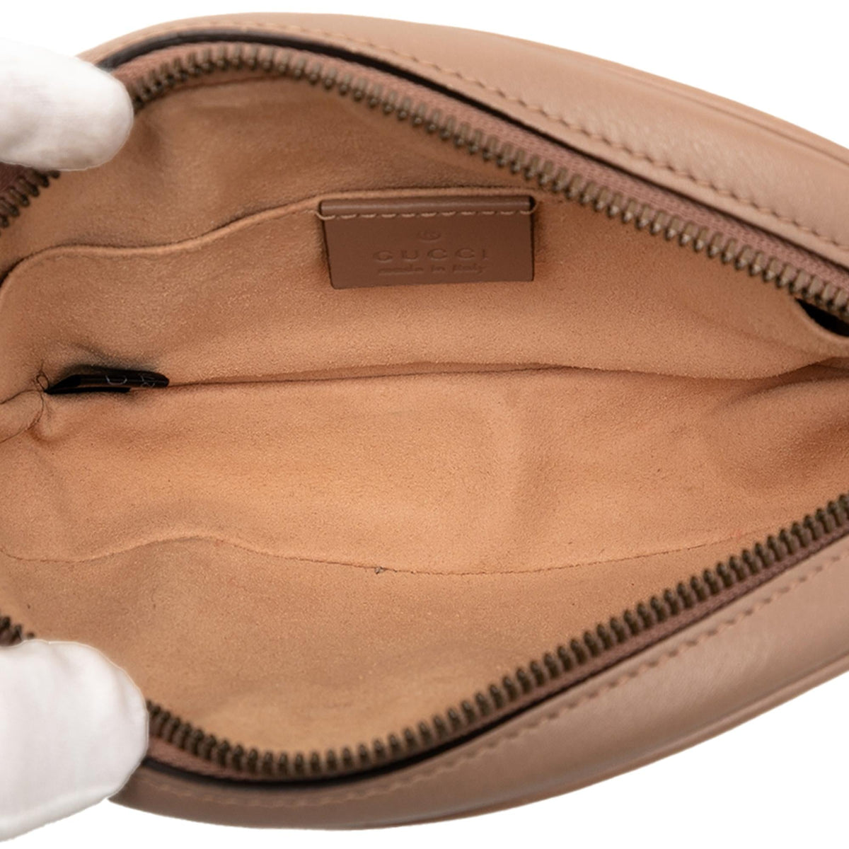 Gucci GG Marmont Matelasse Leather Belt Bag