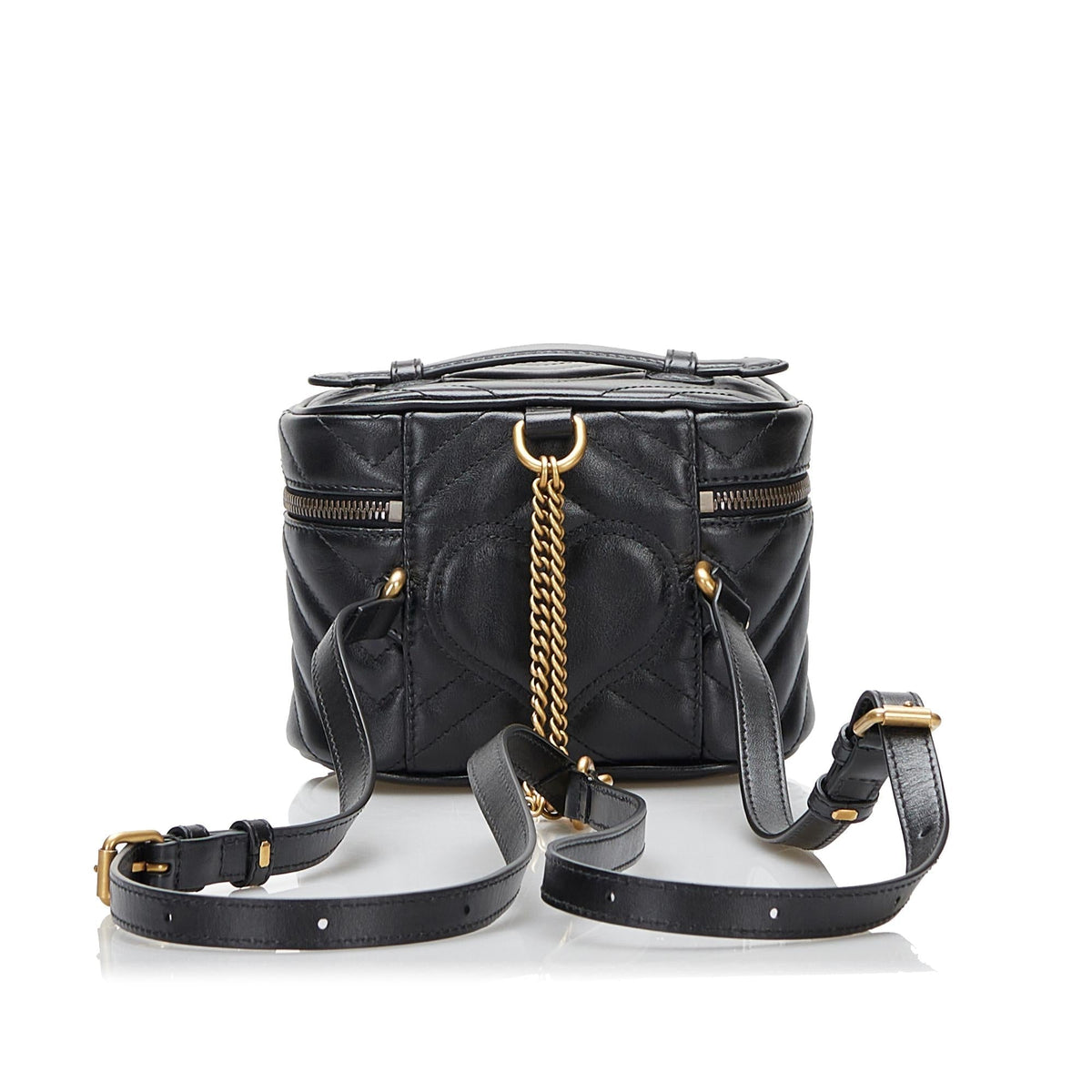 Gucci GG Marmont Round Backpack (SHG-EZMQ5g)