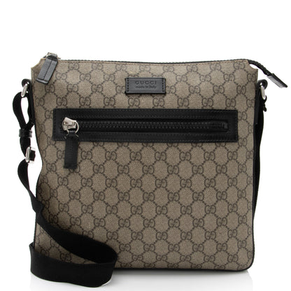 Gucci GG Supreme Flat Front Zip Messenger (SHF-7C0ZEs)