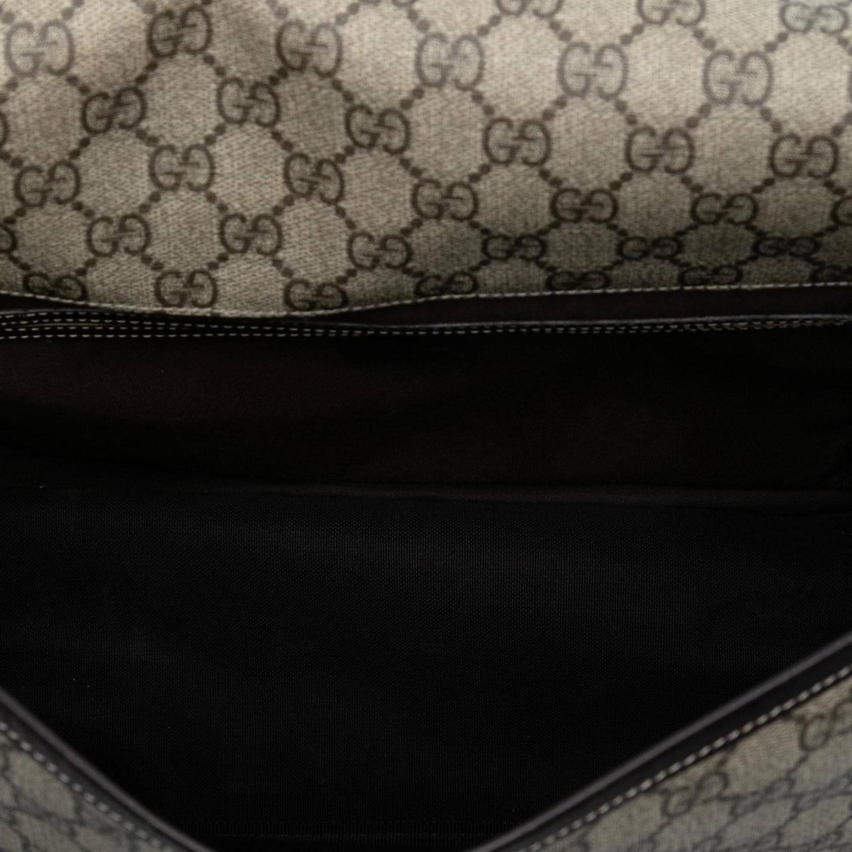 Gucci GG Supreme Messenger Bag