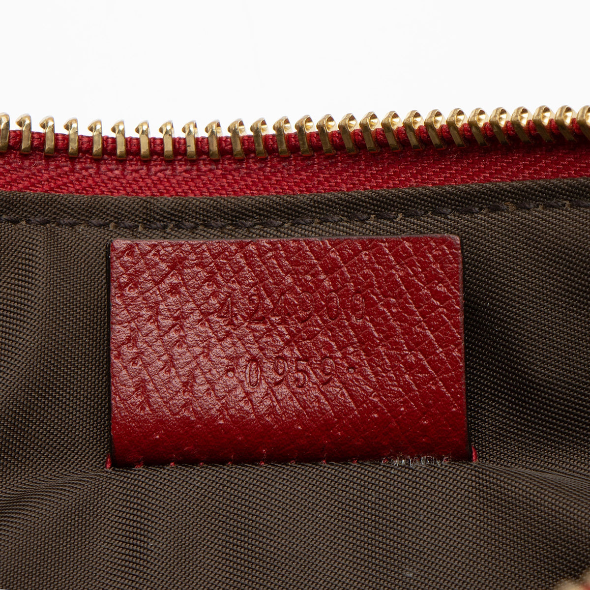Gucci GG Supreme Tian Zip Pouch (SHF-F3qQBm)