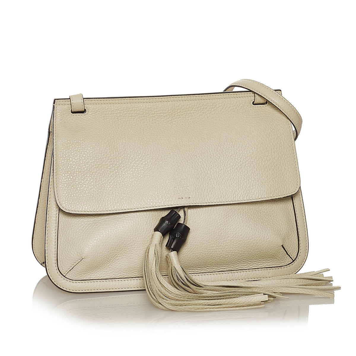 Gucci Medium Bamboo Daily Flap Leather Crossbody Bag (SHG-34409)