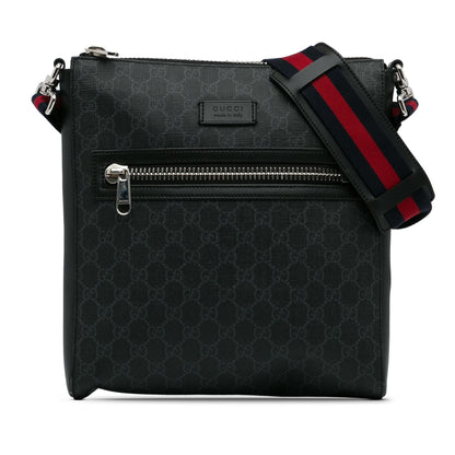 Gucci Medium GG Supreme Messenger Bag (SHG-WOpgdu)