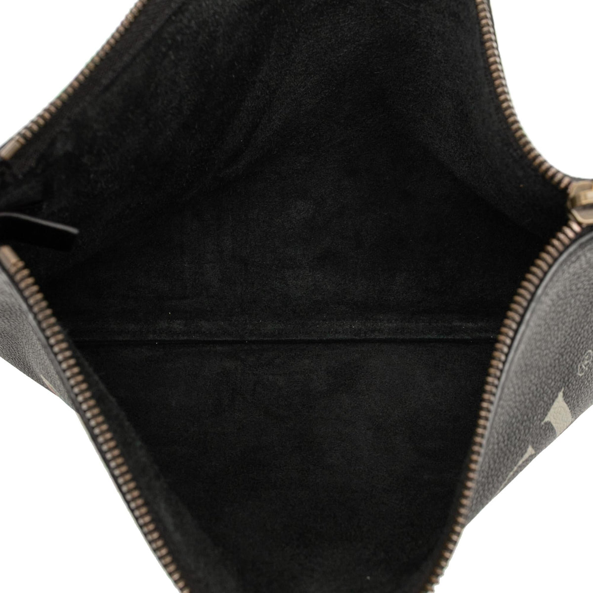 Gucci Medium Leather Logo Portfolio Clutch