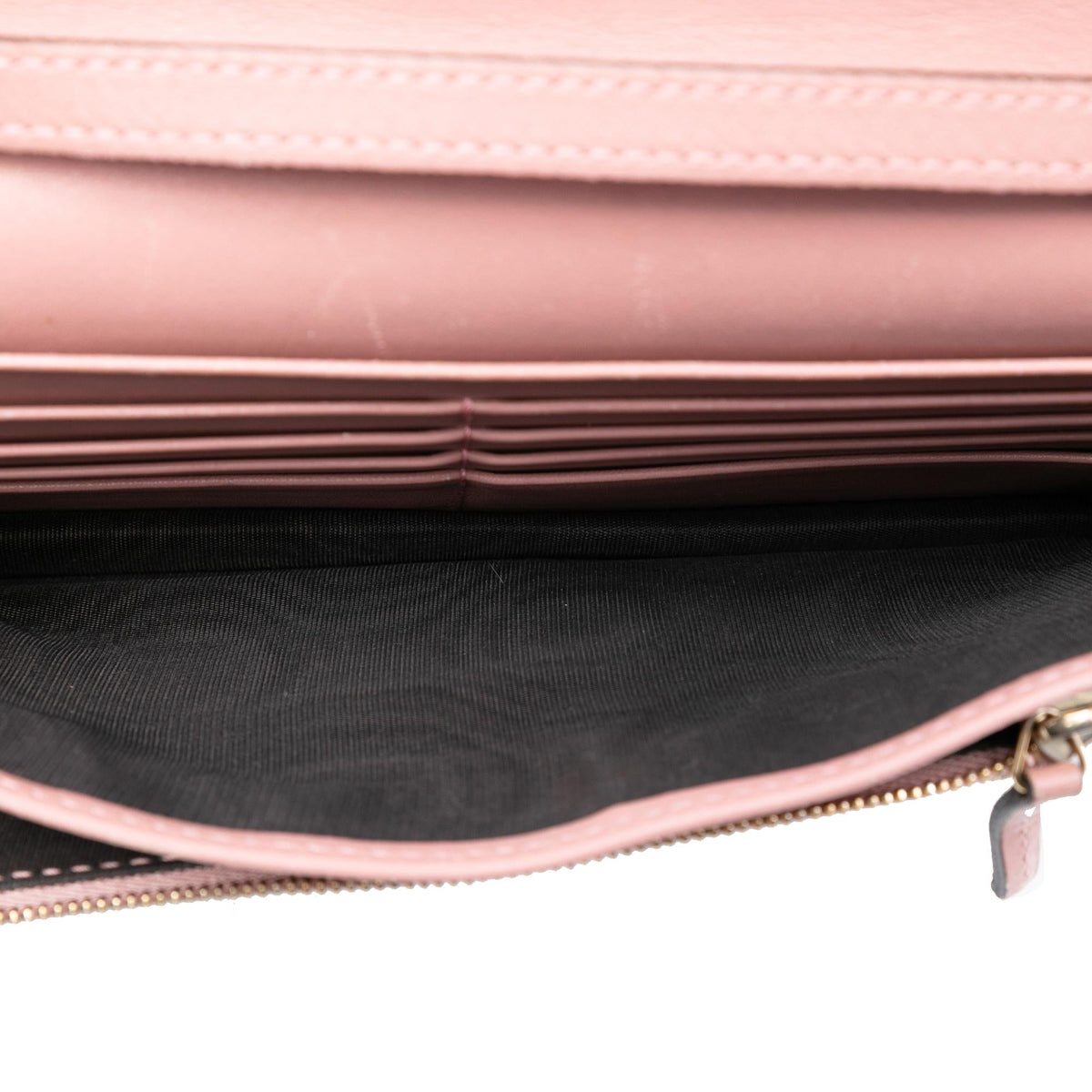 Gucci Microguccissima Wallet on Strap