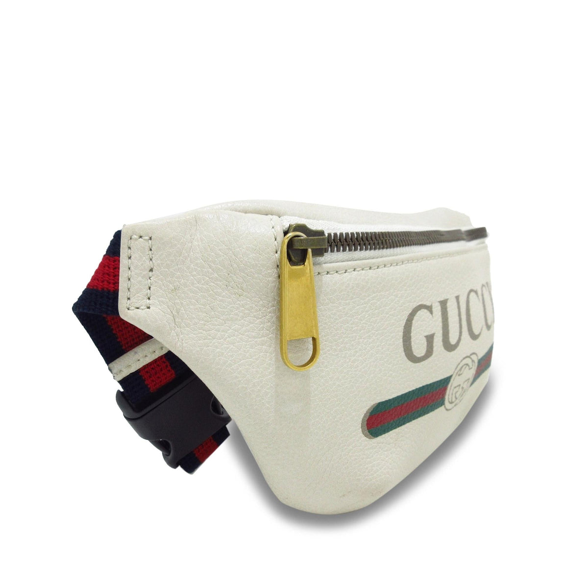 Gucci Small Logo Belt Bag (SHG-cHB2Tu)