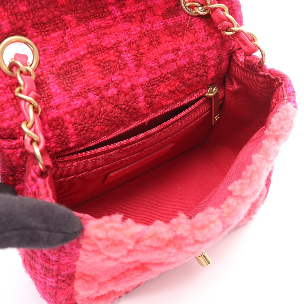 CHANEL Pink Mini Matelasse Fabric�Bore 2101219626536