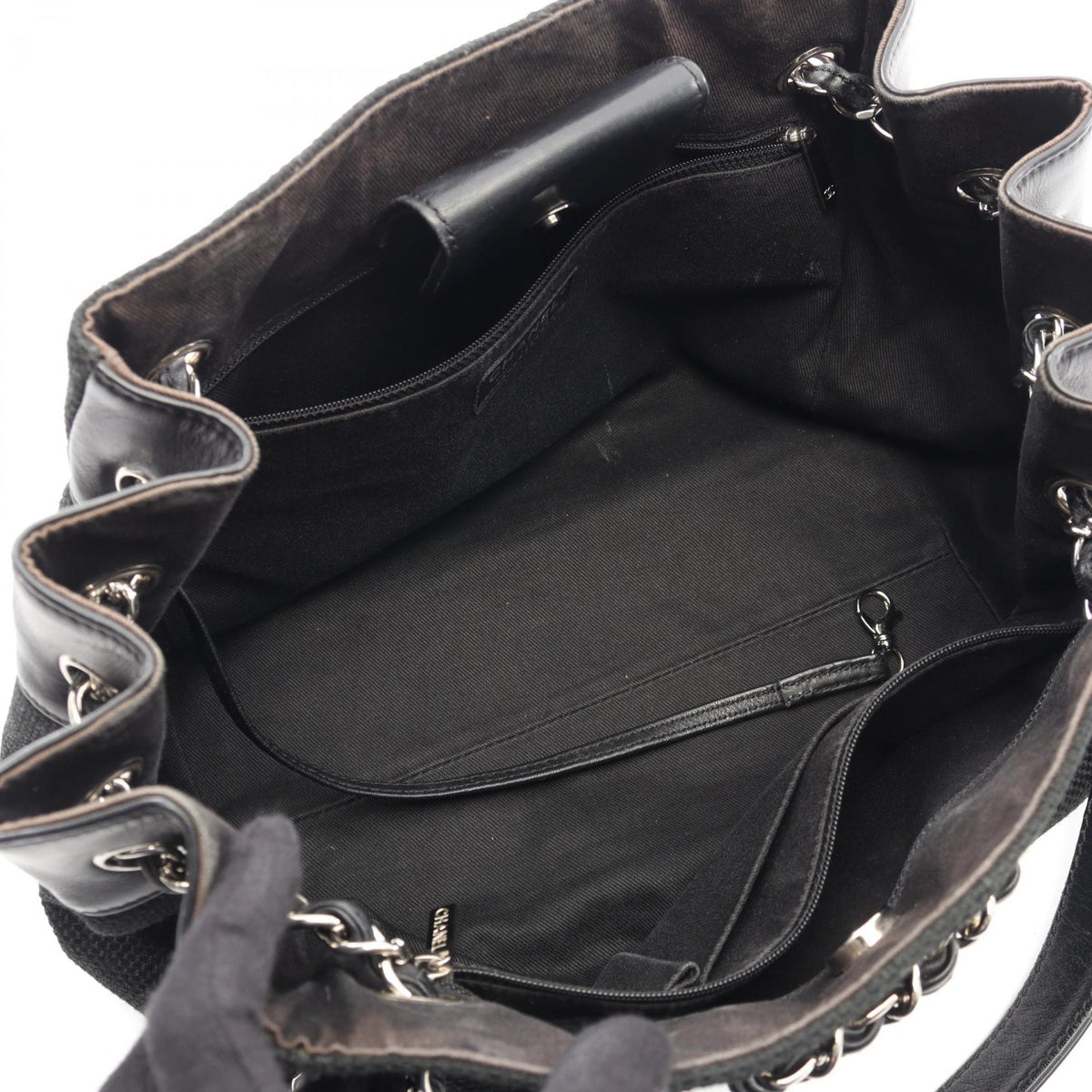 CHANEL Black V stitch canvas�leather 2101219674339