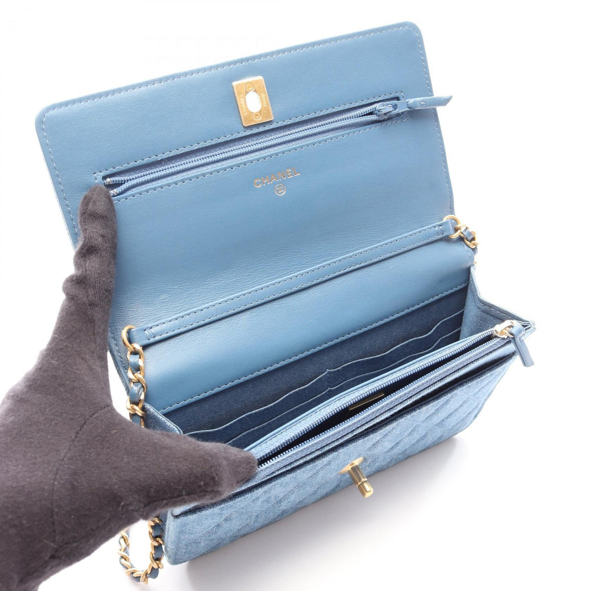 CHANEL Blue Matelasse denim 2101220080280