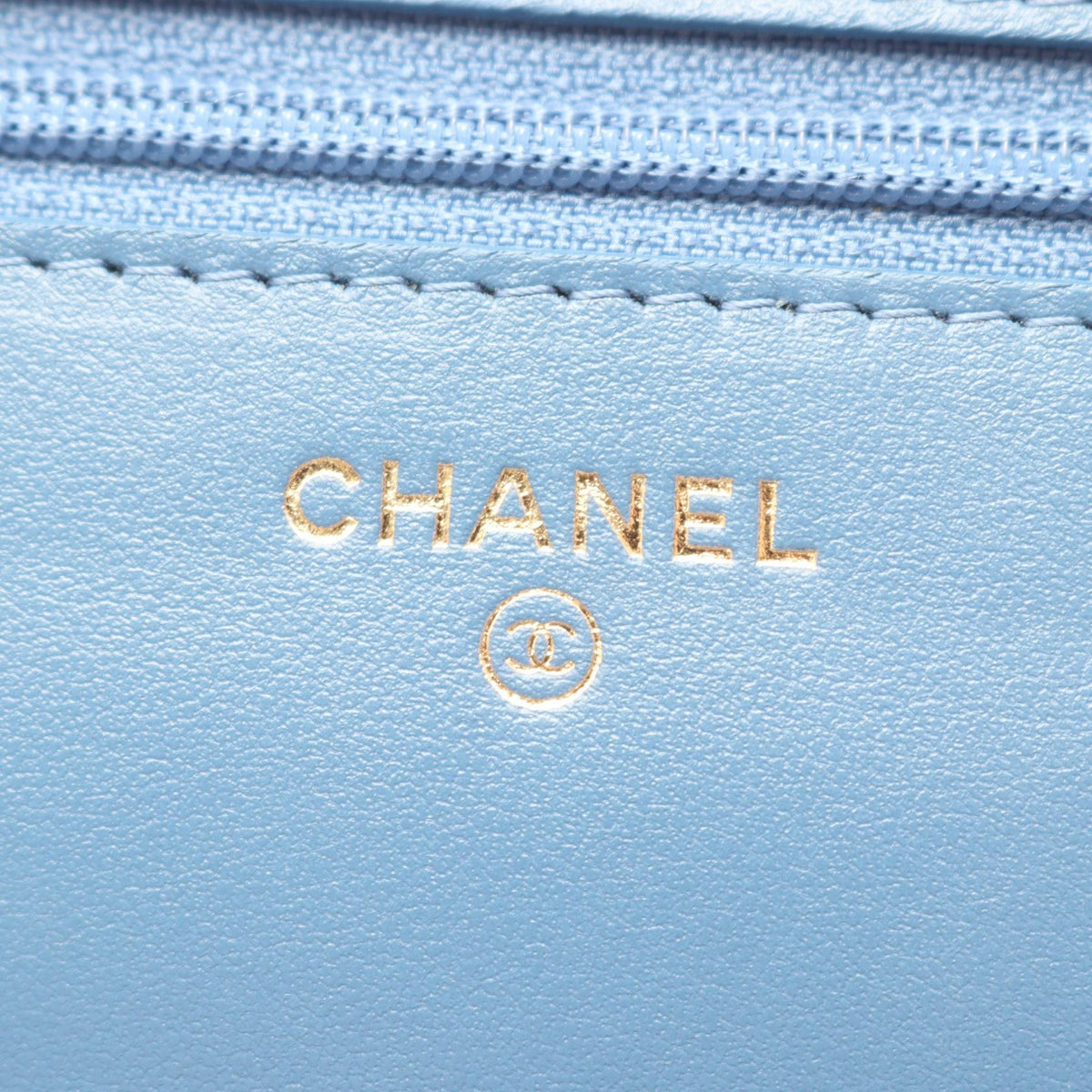 CHANEL Blue Matelasse denim 2101220080280