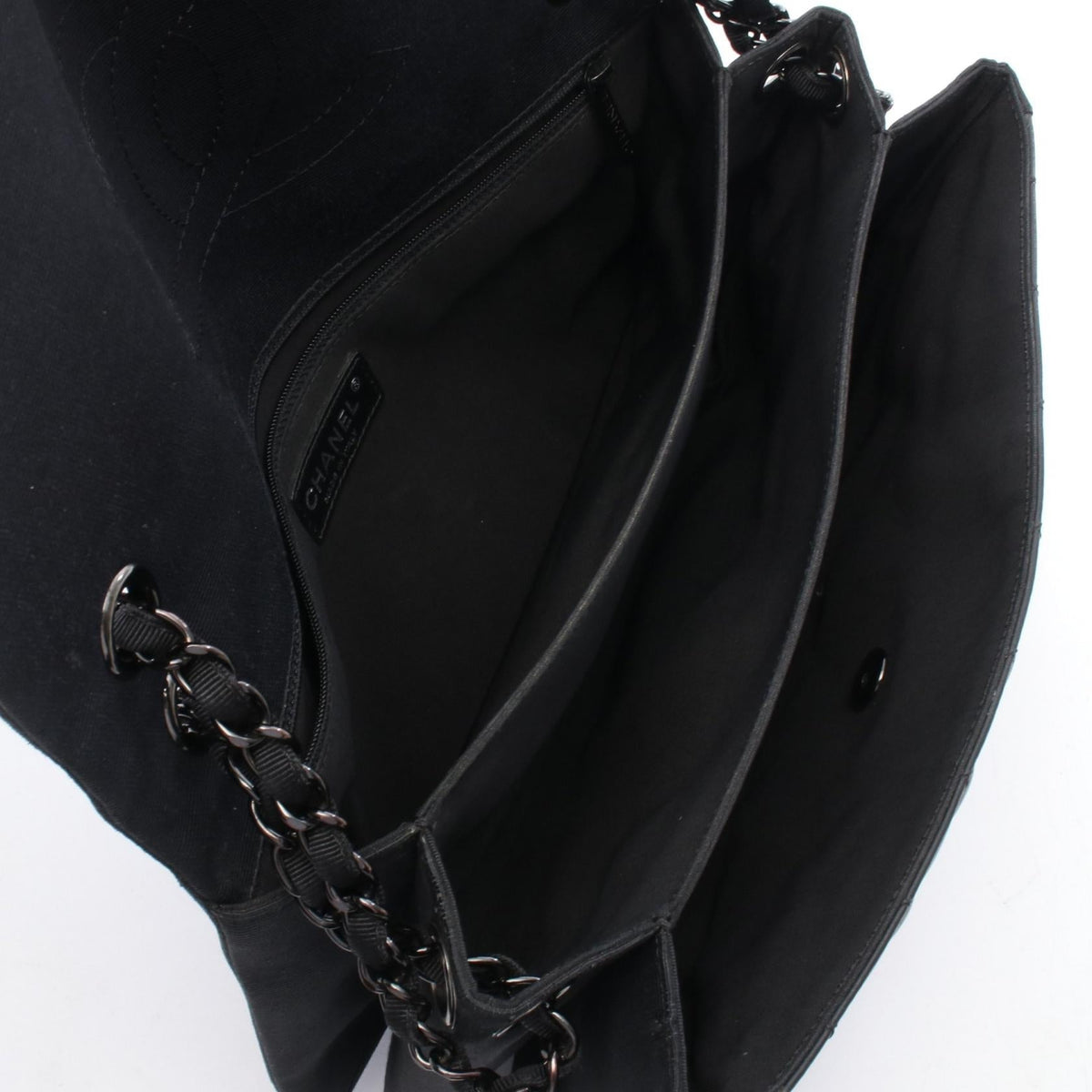 CHANEL Black Matelasse Lambskin (sheep leather)�canvas 2101220074135