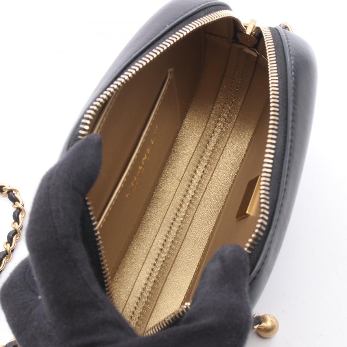 CHANEL Black Mini camera bag Lambskin (sheep leather) AS5318 2101220073718
