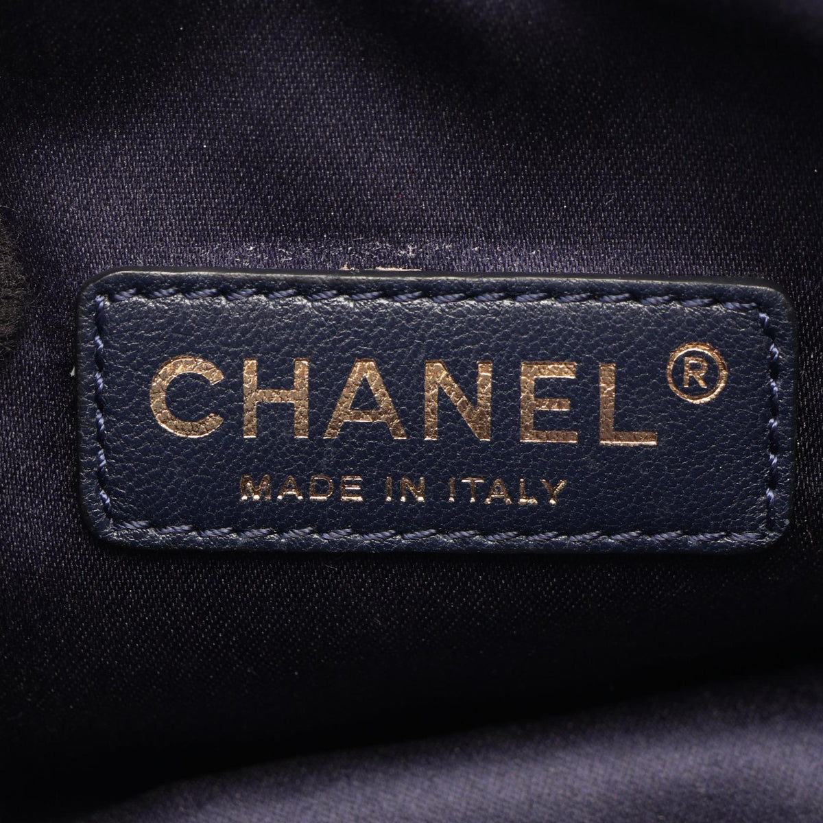 CHANEL Blue V-Stitch Chevron leather 2104102529464