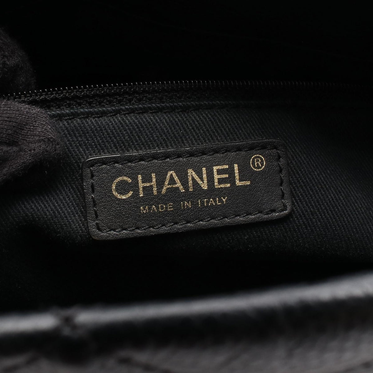 CHANEL Black Matelasse COCO Mark Grained Calfskin leather 2104102529006