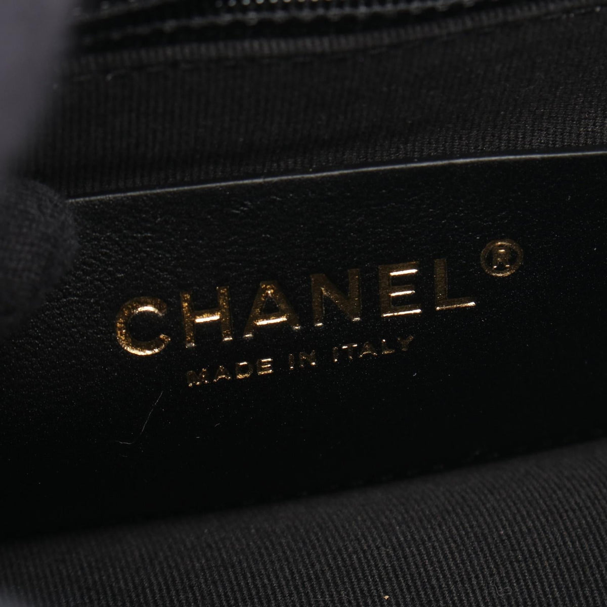 CHANEL Black Matelasse Top Handle Mini Flap Bag Patent leather AS4025 B10887 94305 2106800638400