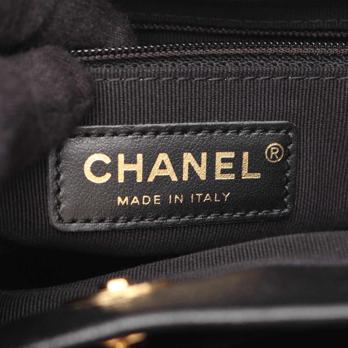 CHANEL Black Matelasse Small Shopping Lambskin (sheep leather) AS3502 2106800638448