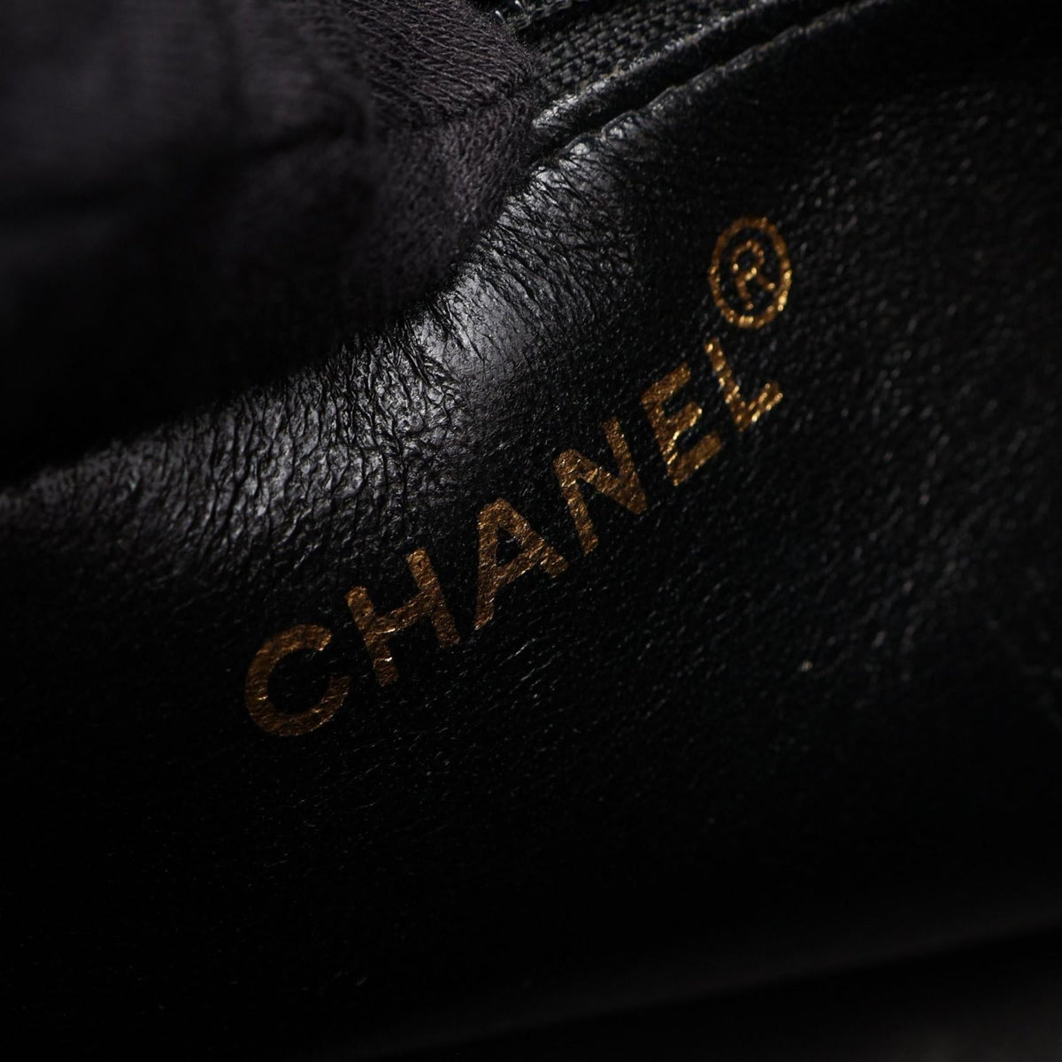 CHANEL Black Medallion tote Fabric A01804 2101220051600