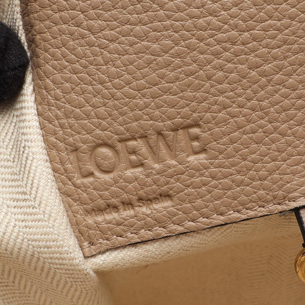 LOEWE HAMMOCK SMALL (2-Way Hammock) Handbag Beige leather 2101220043148