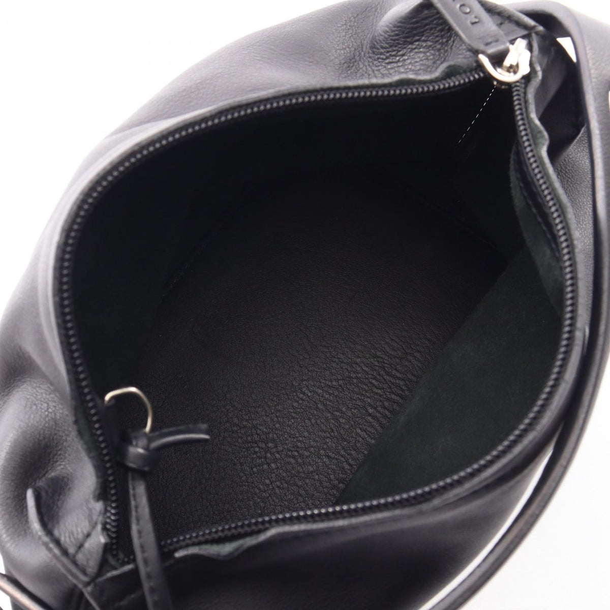 LOEWE Handbag Black leather 2101220043315