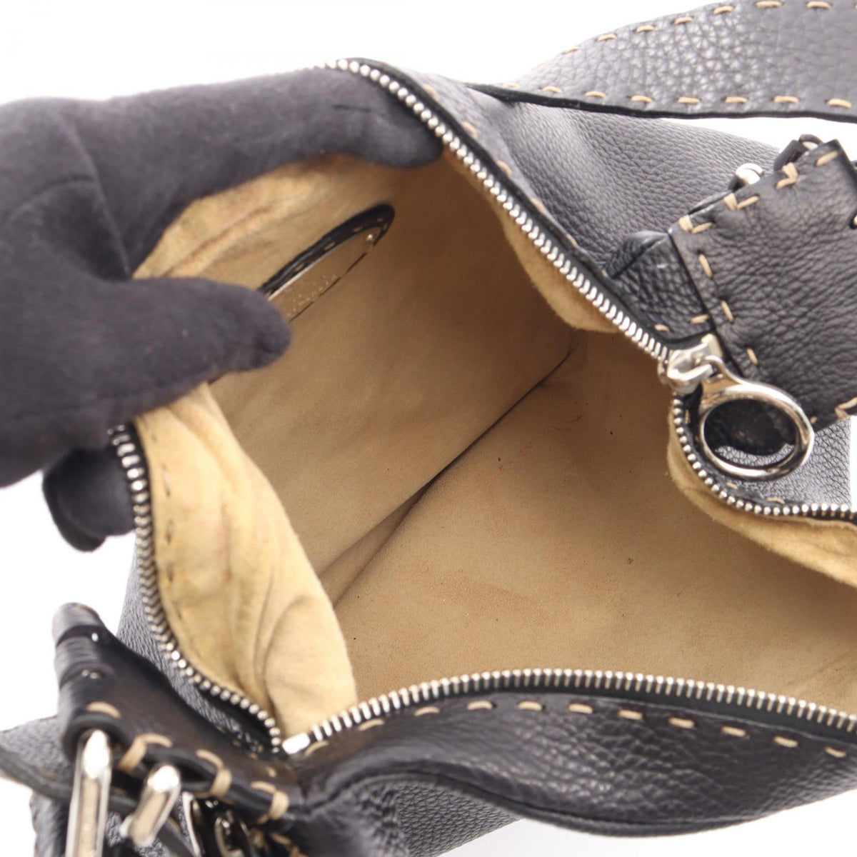 FENDI Selleria Shoulder Bag Black leather 2101220036355