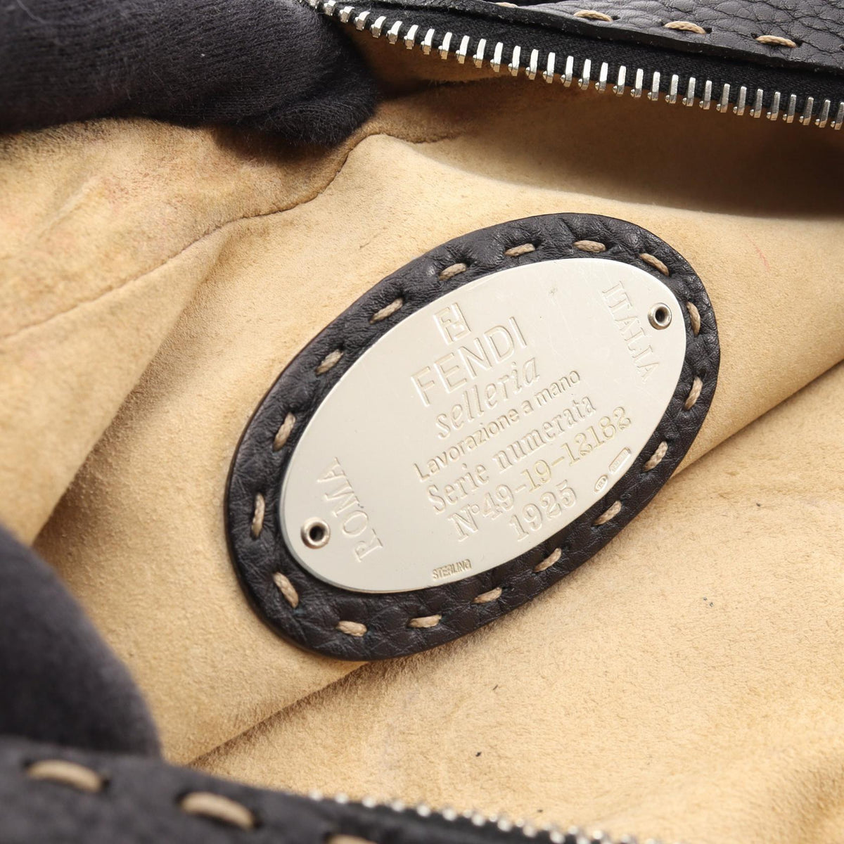 FENDI Selleria Shoulder Bag Black leather 2101220036355