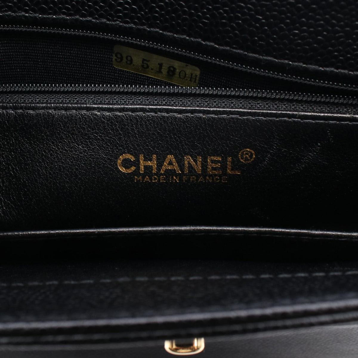 CHANEL Black Grained Calfskin leather 2101220035372