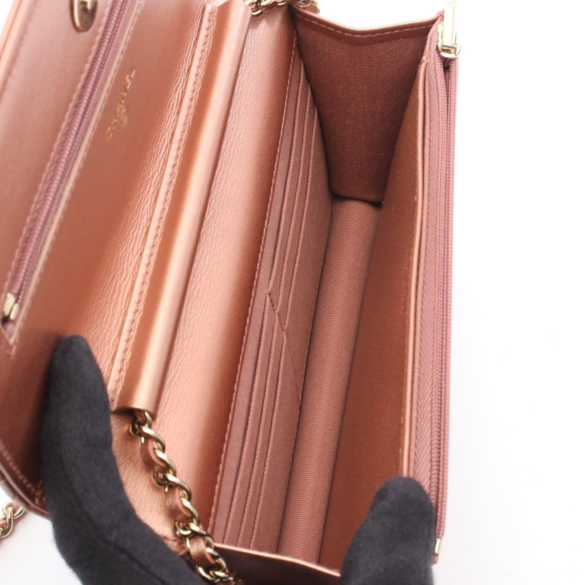 CHANEL Gold Matelasse metallic leather 2104102524216