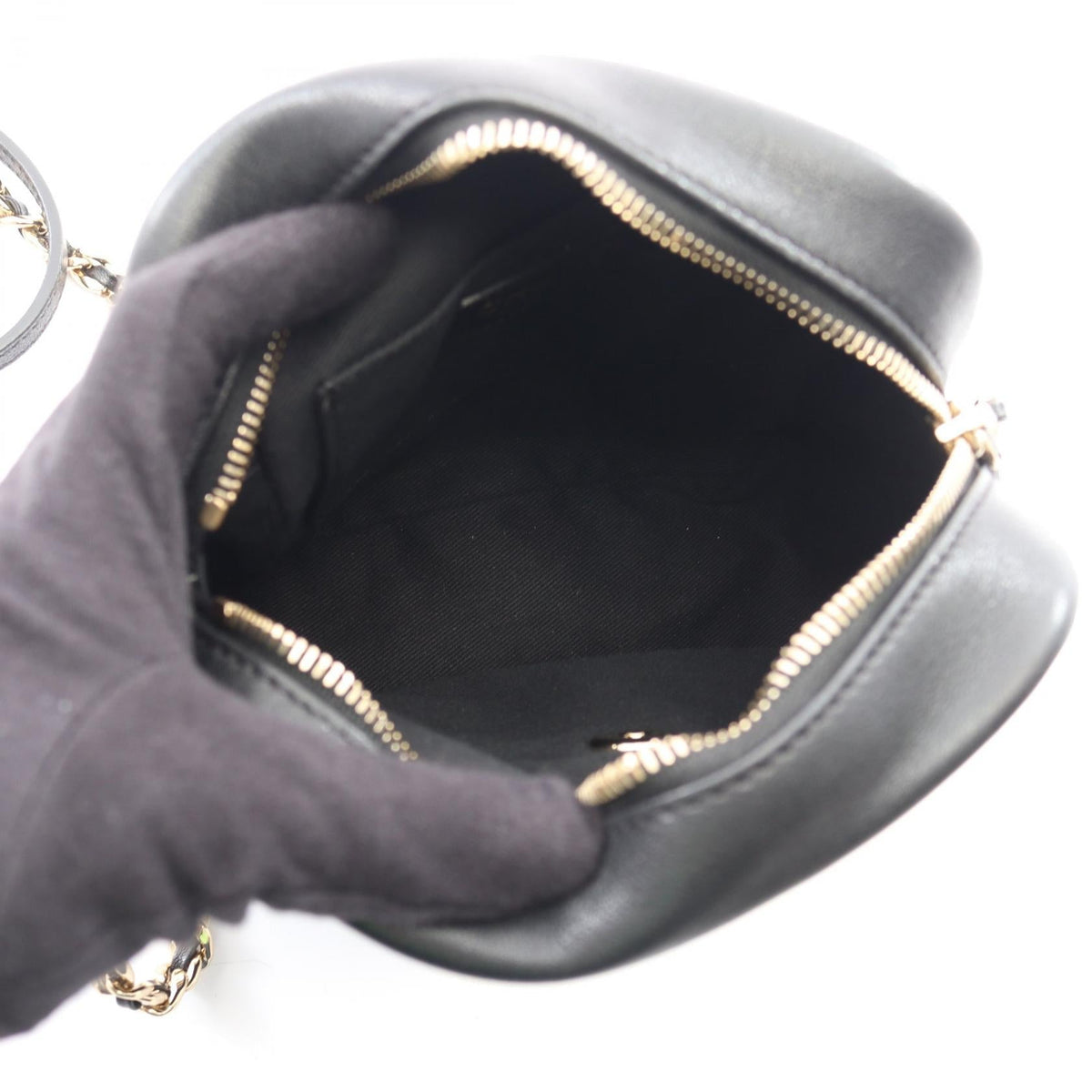 CHANEL Black Matelasse Small Lambskin (sheep leather) 2104102523684