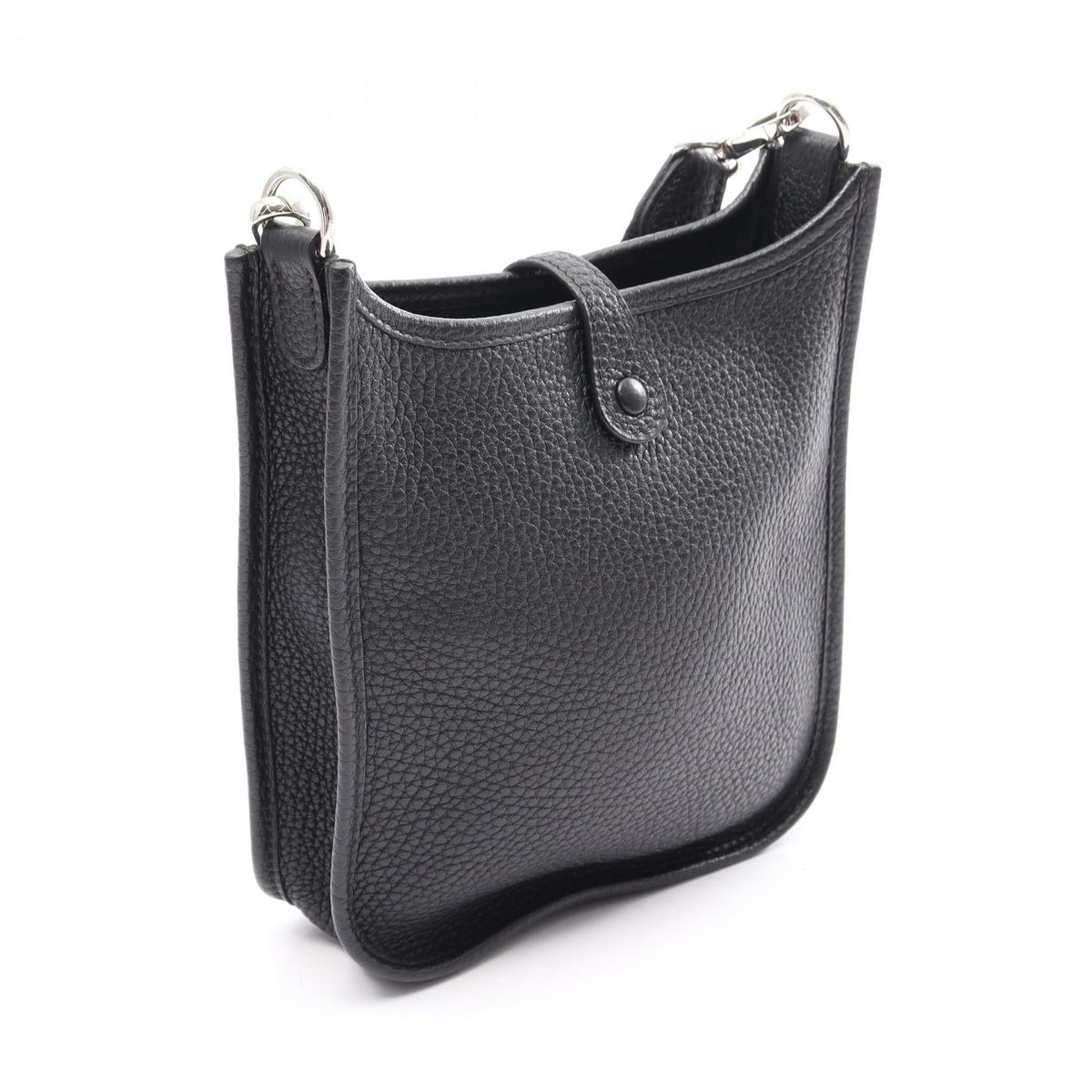 HERMES Evelyne Amazon TPM Shoulder BagNoir Black Noir Black Black Taurillon Clemence leather Taurillon Clemence 2104102523110