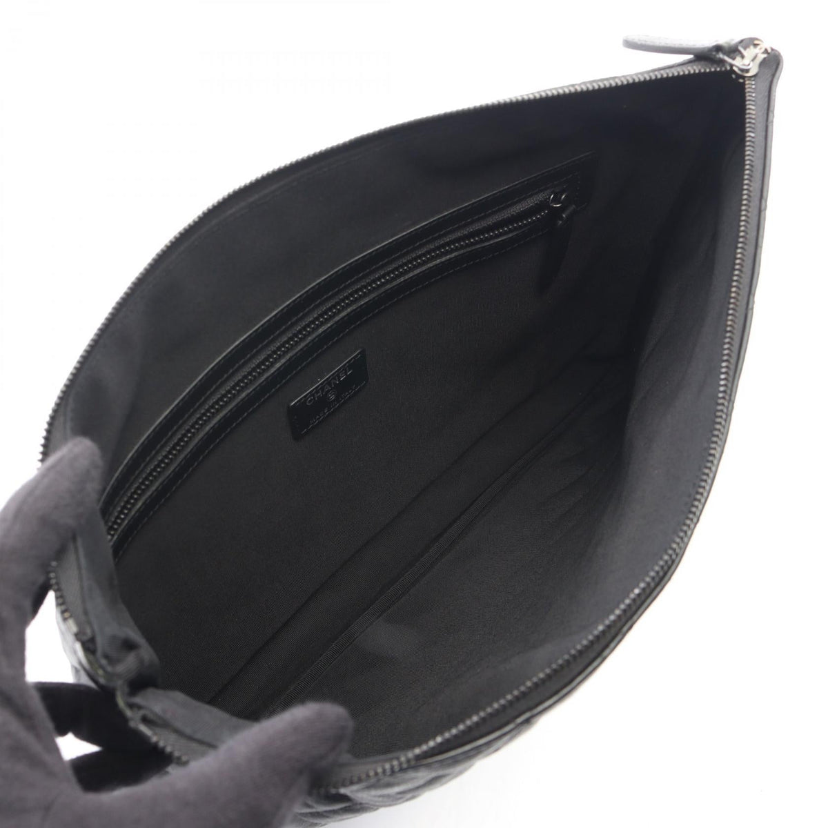 CHANEL Black Matelasse Black hardware leather 2118400240372