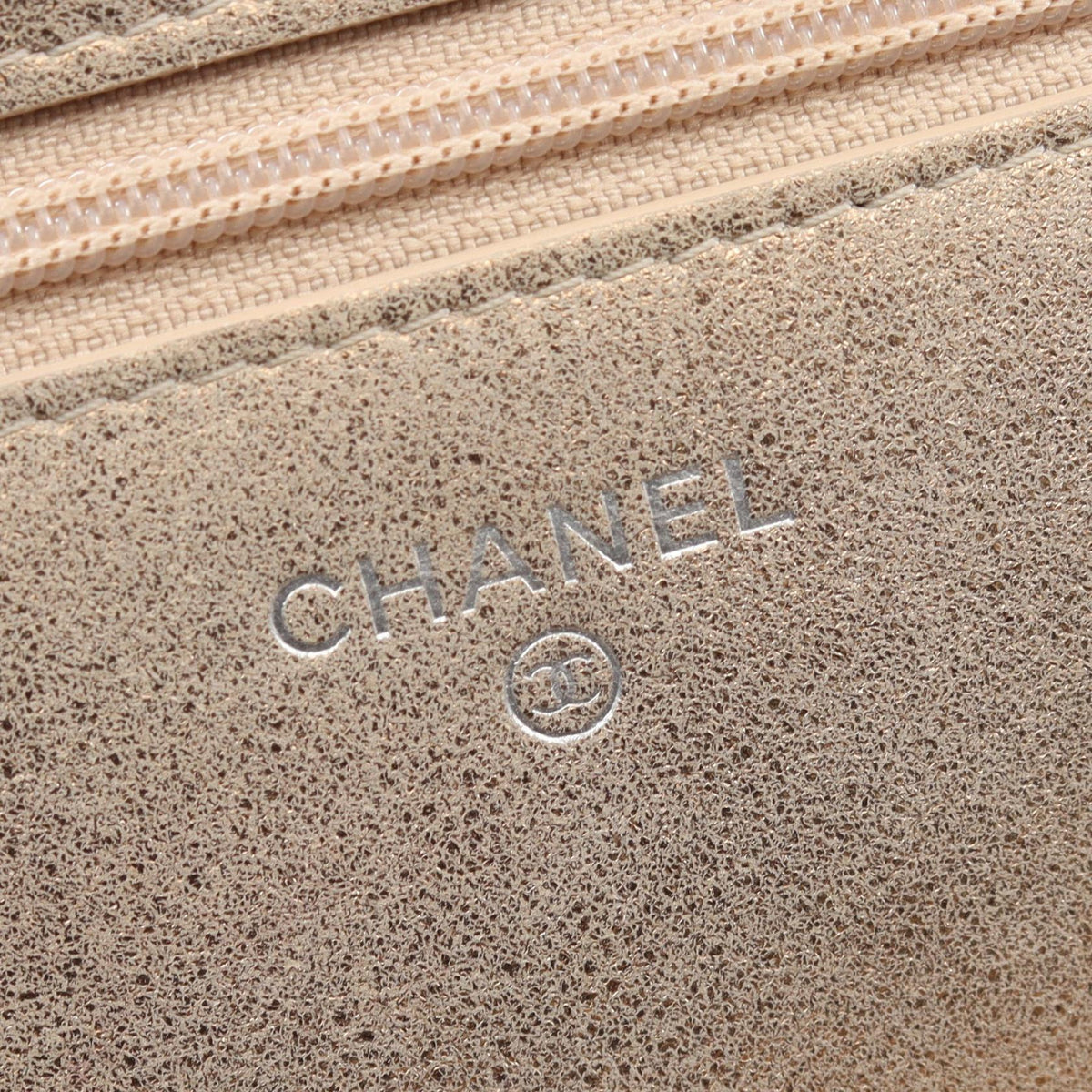 CHANEL Gold Matelasse leather 2107601167403