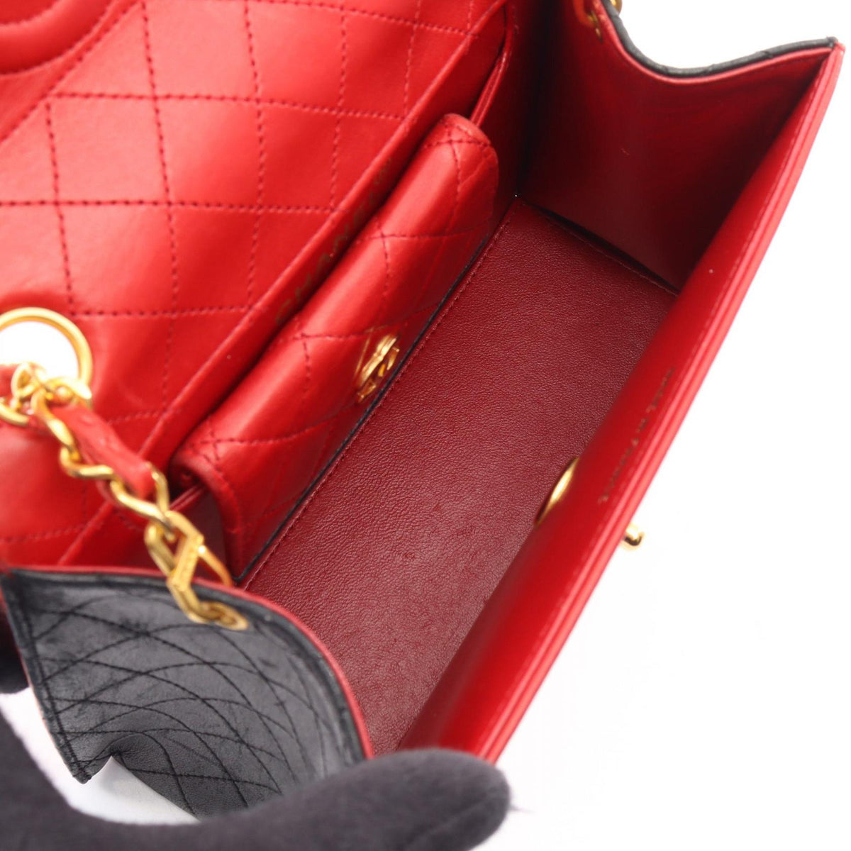 CHANEL Red/Black Matelasse Lambskin (sheep leather) 2101219993812