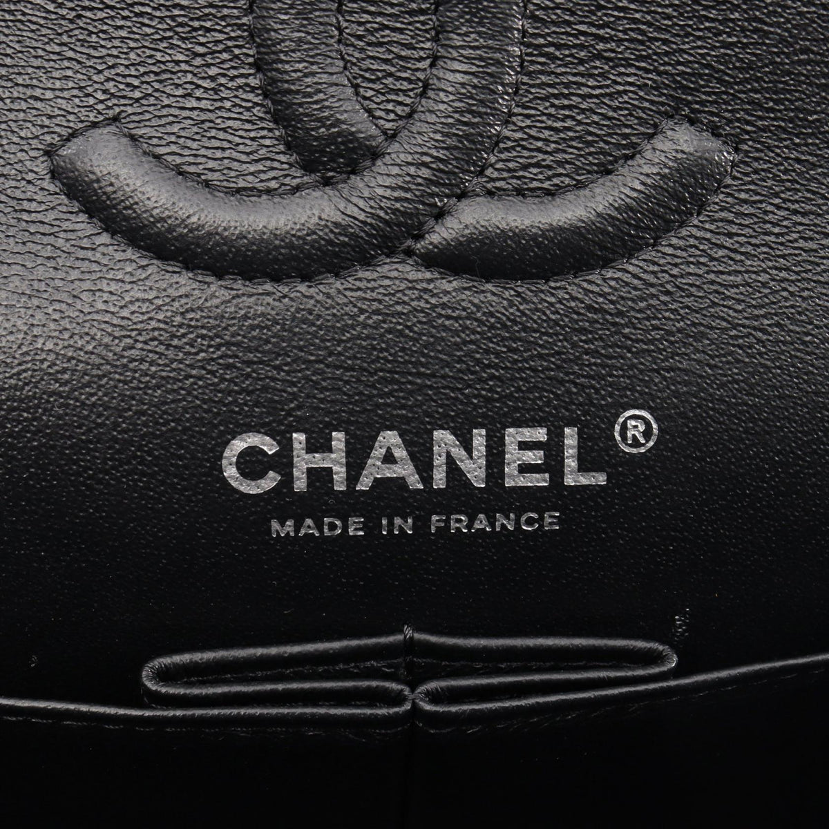 CHANEL Black Chevron V Stitch Lambskin (sheep leather) 2101219992044