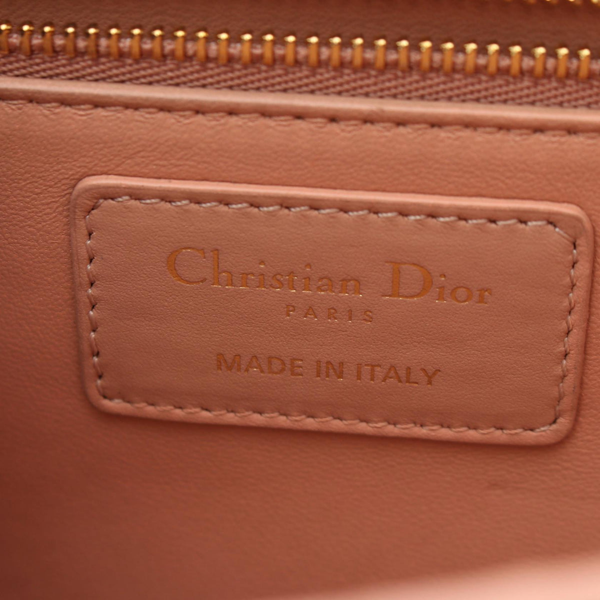 Dior 30 MONTAIGNE Shoulder Bag Pink leather 2101219988764