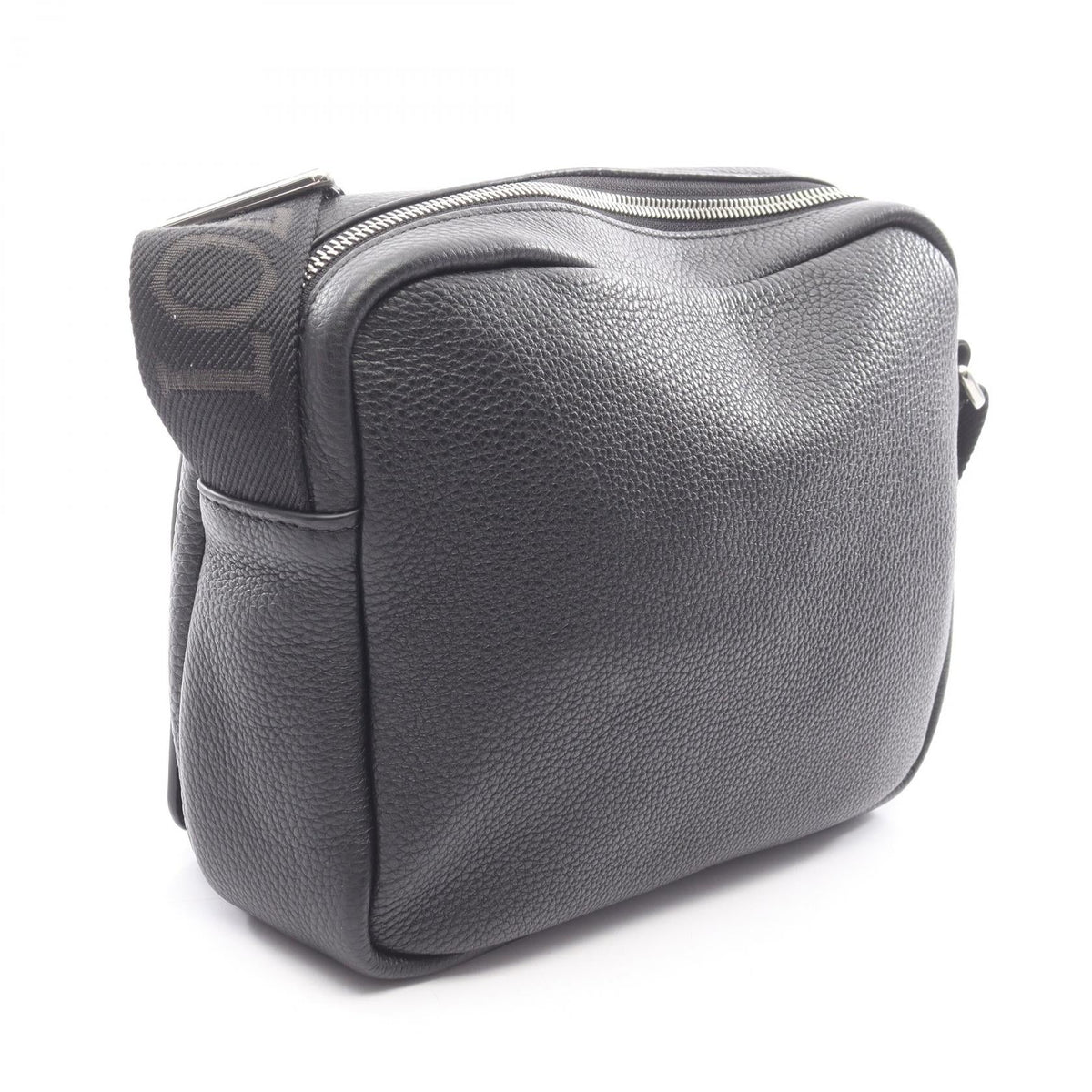 LOEWE Pebble Messenger Bag Medium Shoulder Bag Black leather BANBA73X051100 2101219984001