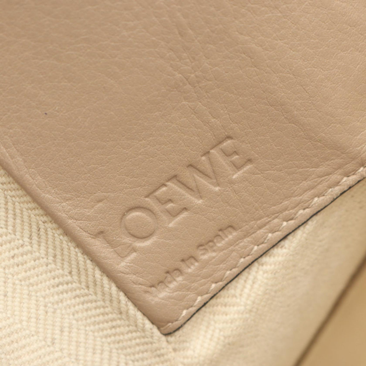 LOEWE HAMMOCK SMALL (2-Way Hammock) Handbag Beige leather 2101219982687