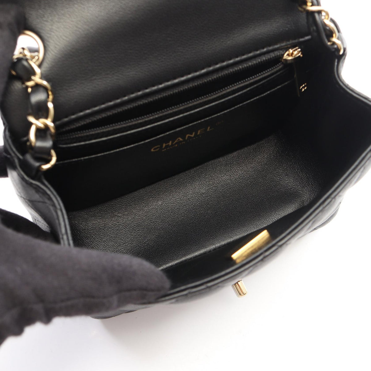 CHANEL Black Mini Matelasse Lambskin (sheep leather) 2101219957845