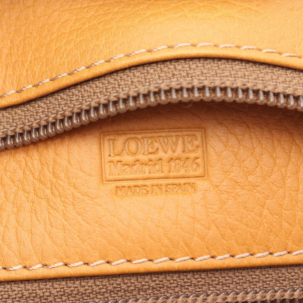 LOEWE Amazona 40 Handbag Brown leather 2101219956701