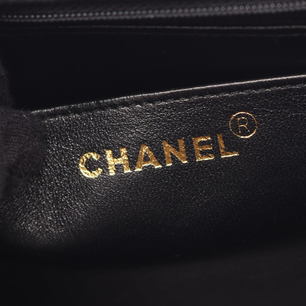 CHANEL Black Matelasse Turnlock leather 2101219956824