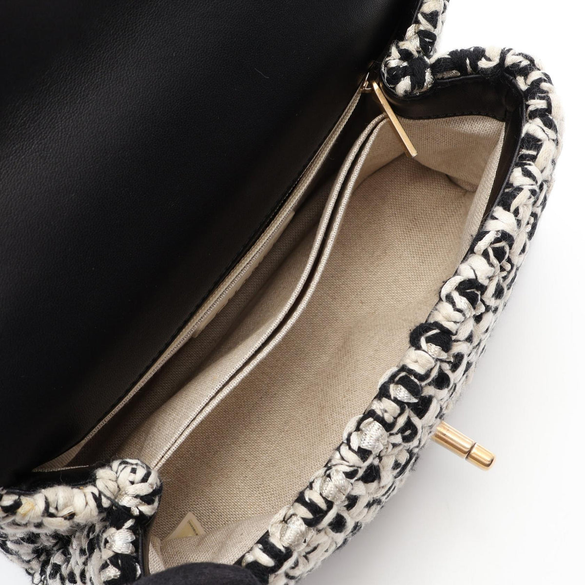 CHANEL White/Black Matelasse 2WAY Fabric�leather 2106800633917