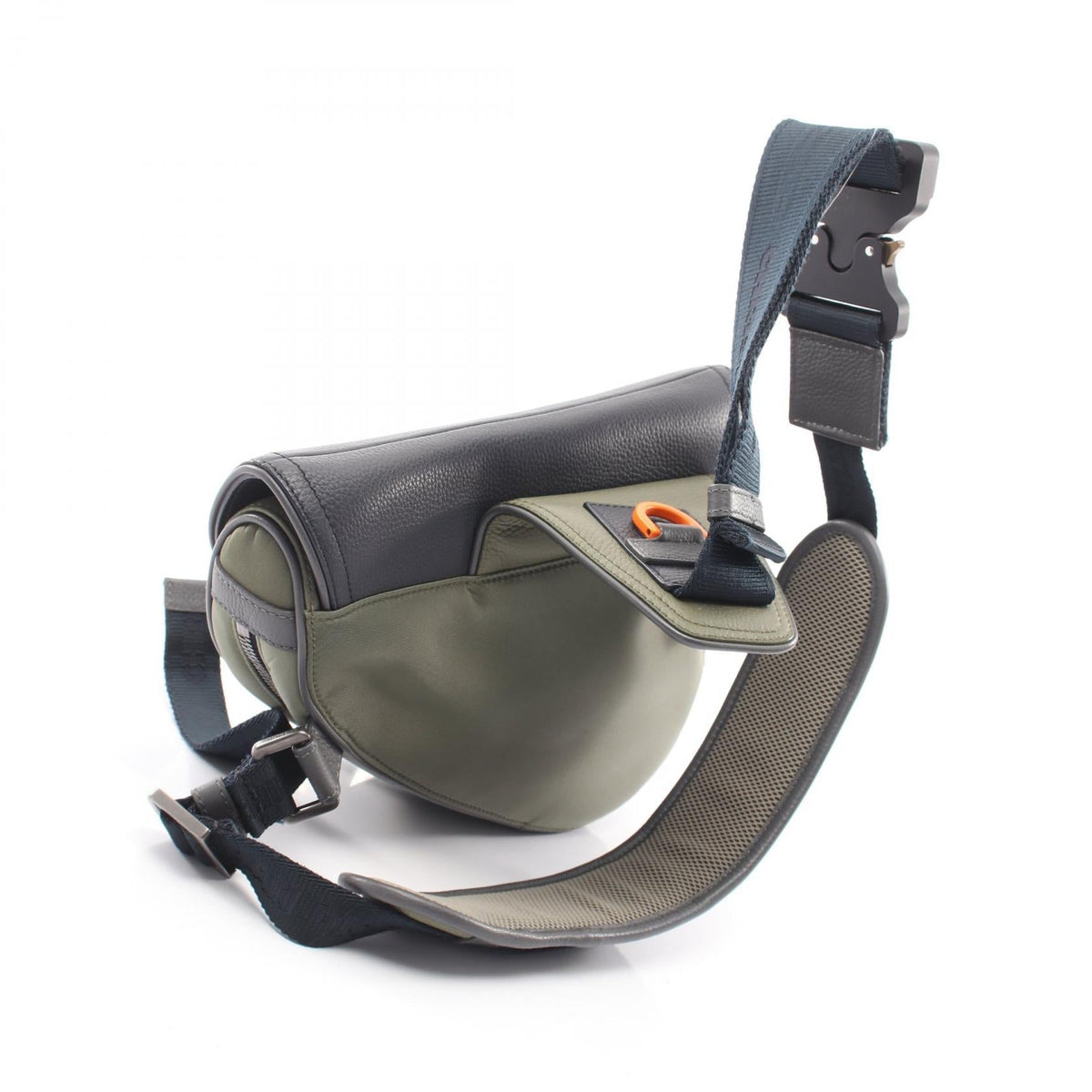 Dior DIOR � sacai SADDLE Waist bag Body bag Khaki/Gray Nylon�leather 2118300091395