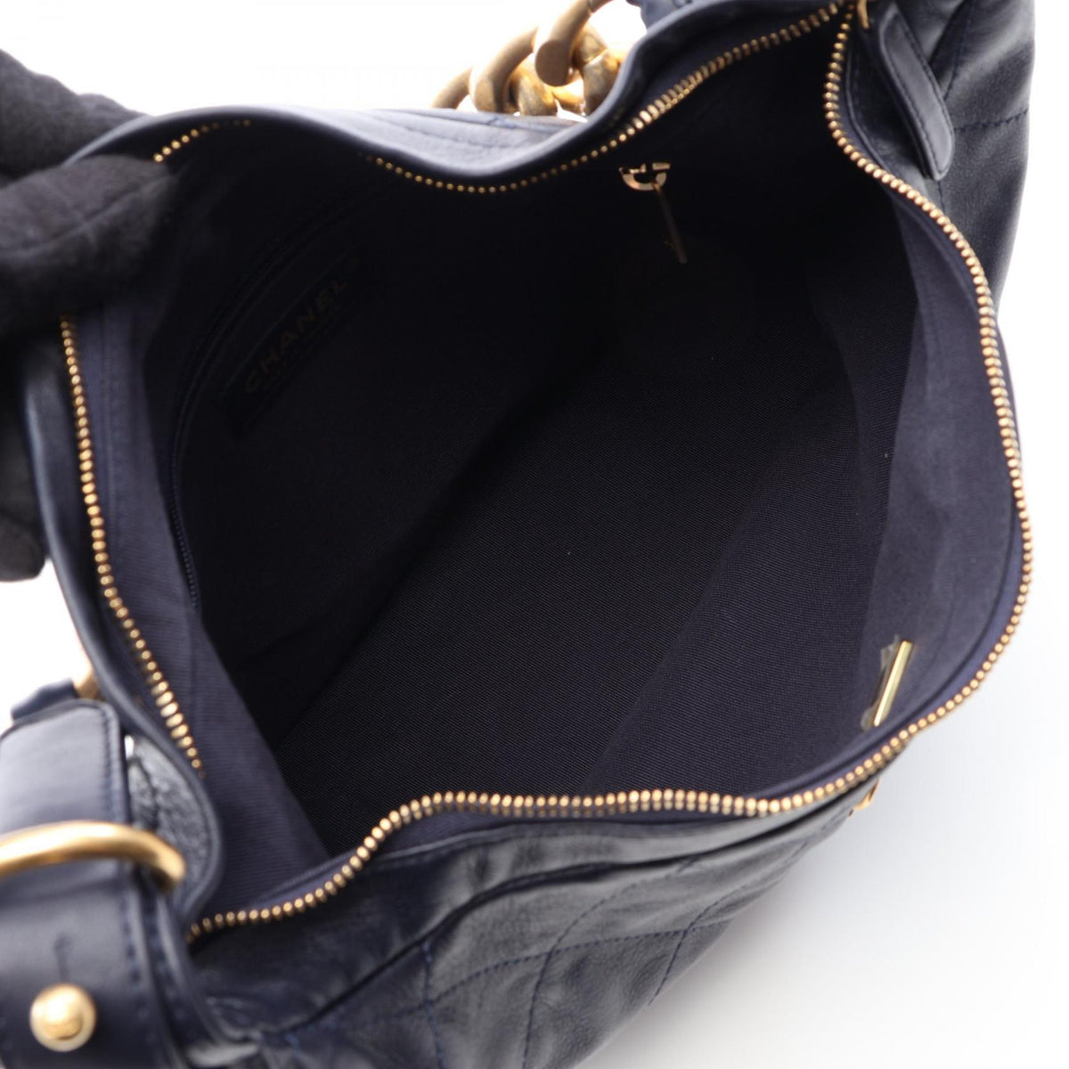 CHANEL Navy Matelasse leather AS2910 2101219931326