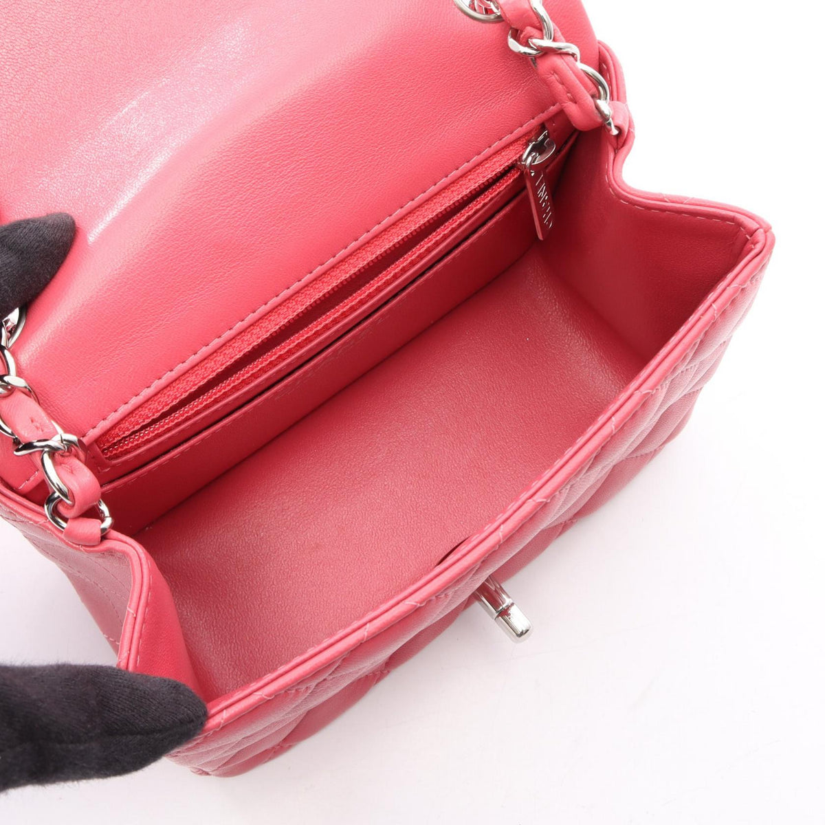 CHANEL Pink Mini Matelasse Lambskin (sheep leather) A35200 2121400015673
