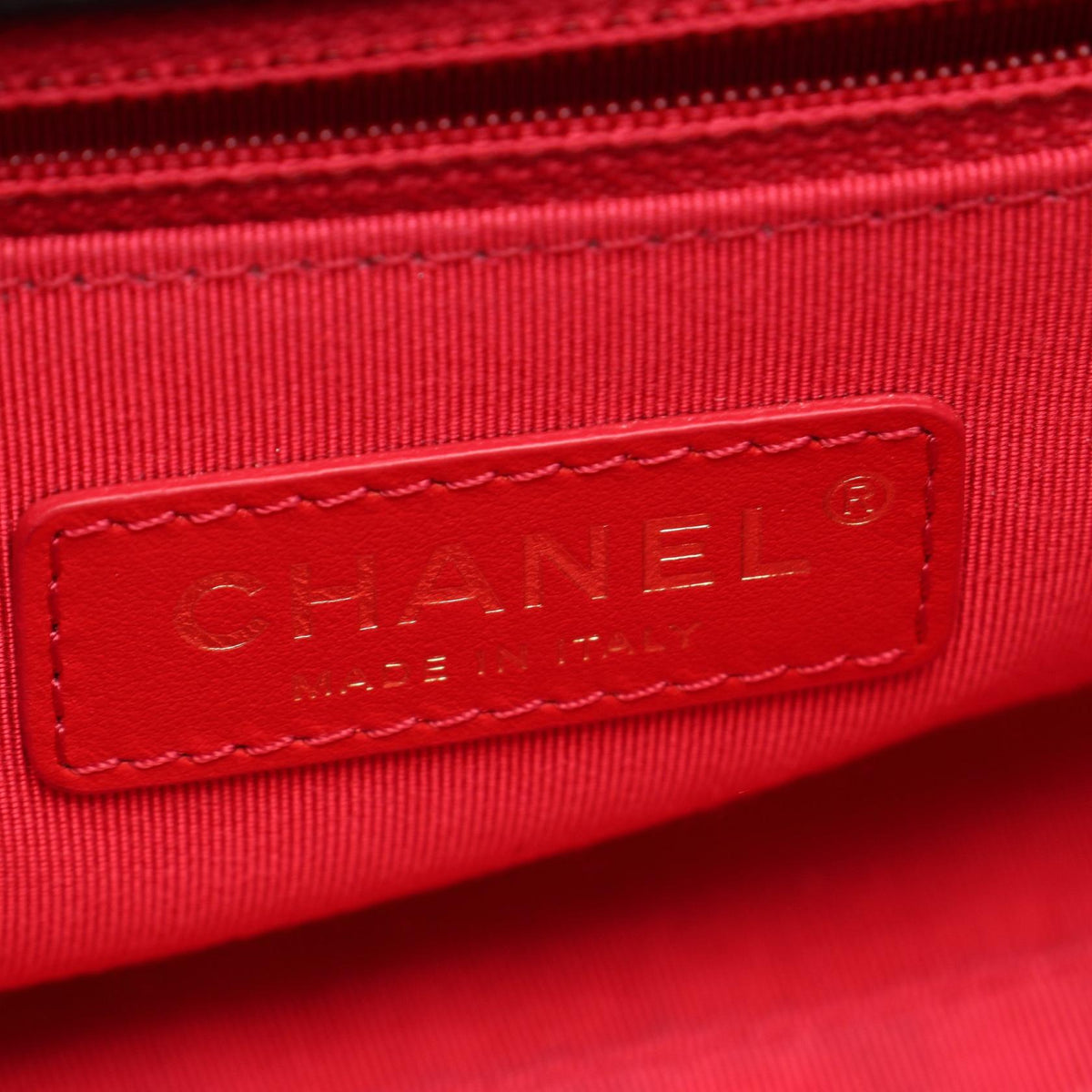 CHANEL Black Matelasse logo Lambskin (sheep leather) 2101219917726