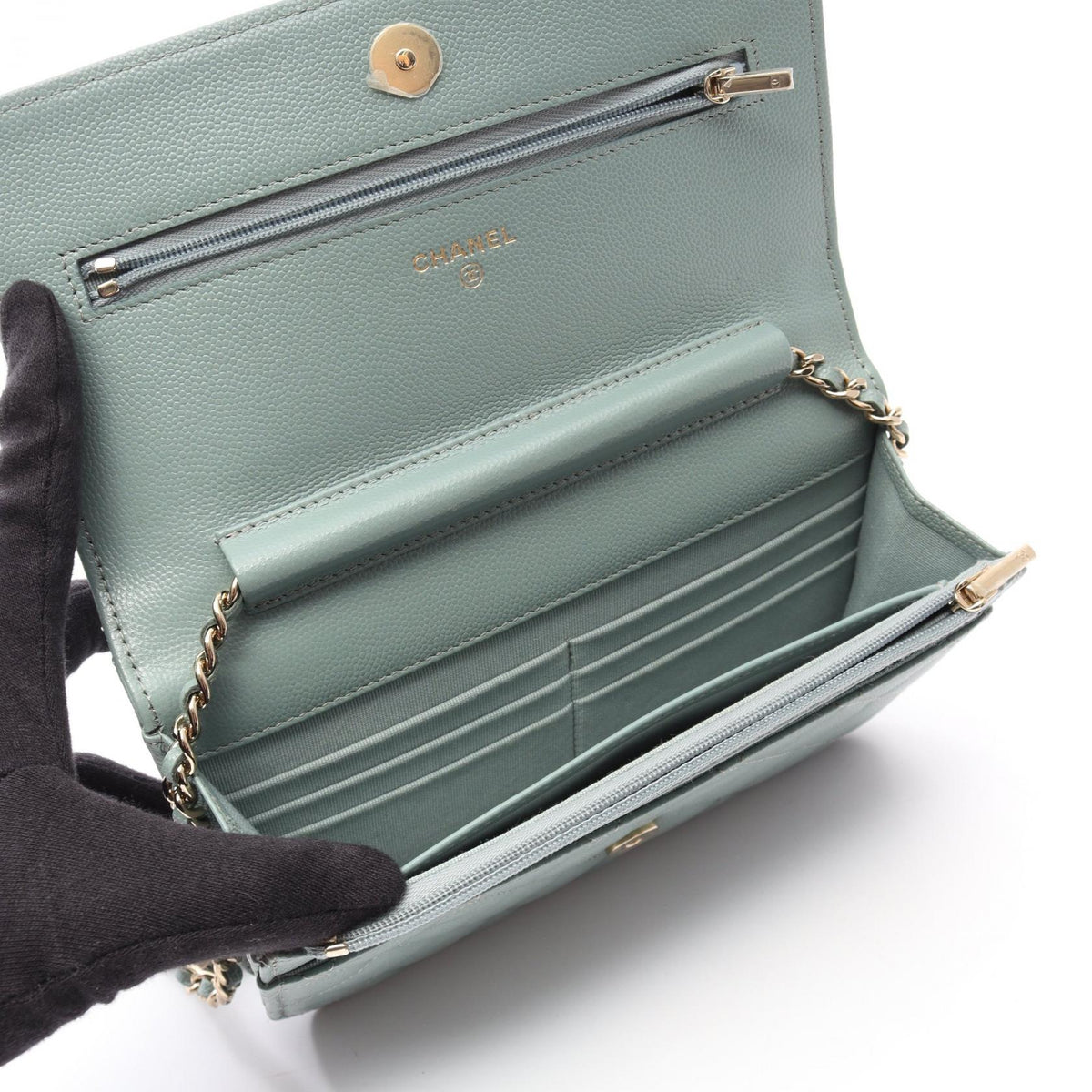 CHANEL Green Matelasse Grained Calfskin leather 2106800631654