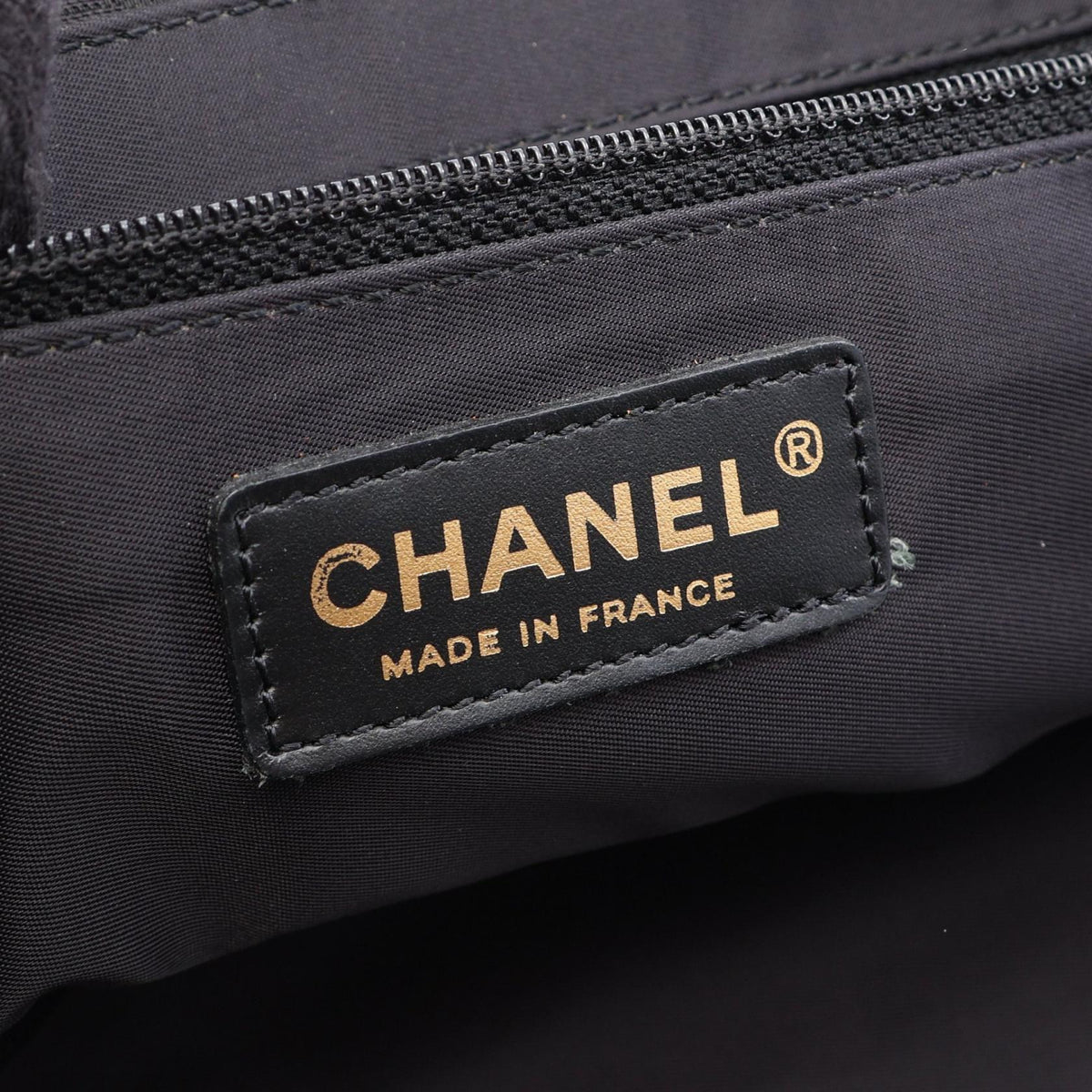 CHANEL Black New Travel Line MM leather�Nylon canvas A15991 2101219912127