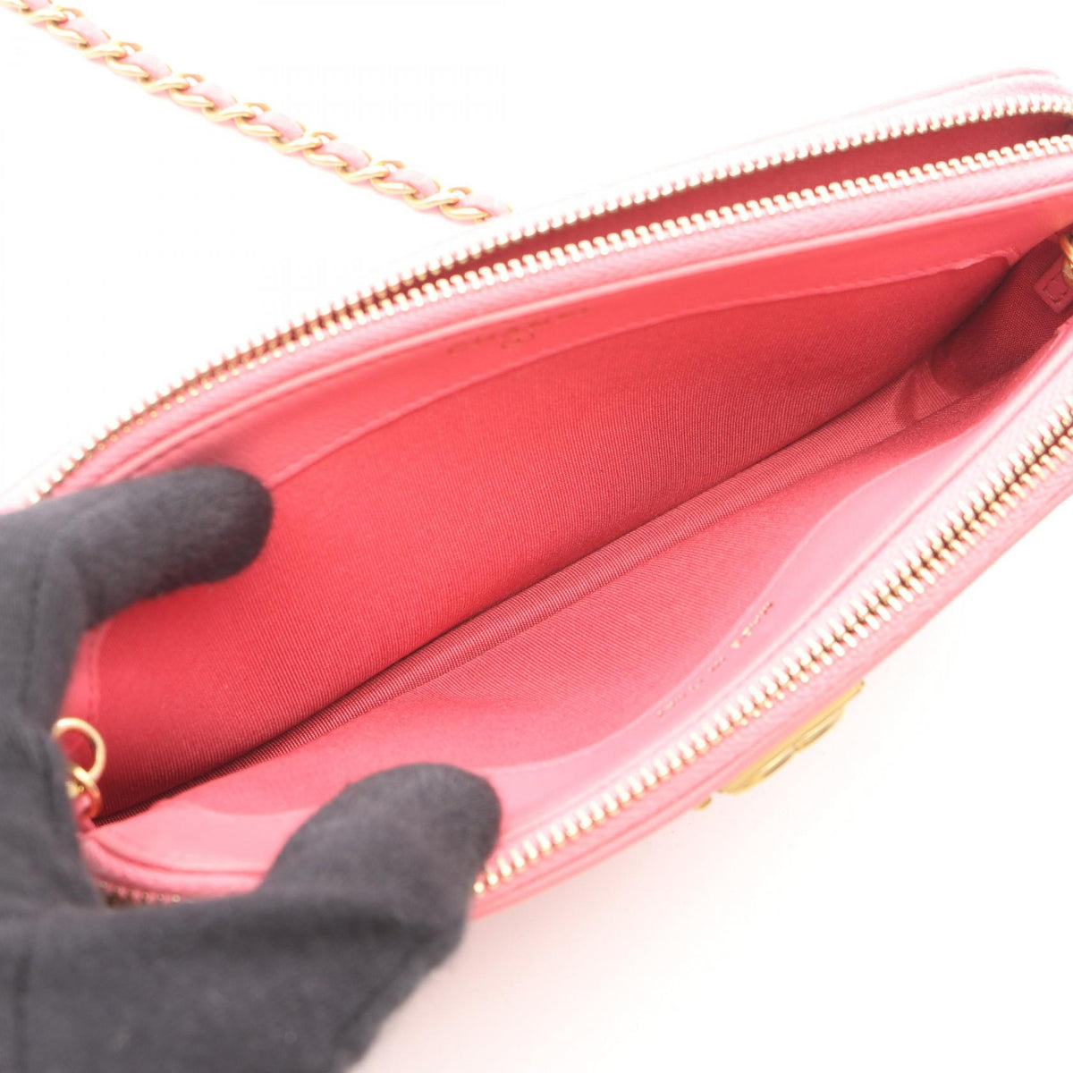 CHANEL Pink Boy chanel Lambskin (sheep leather) 2101220102623