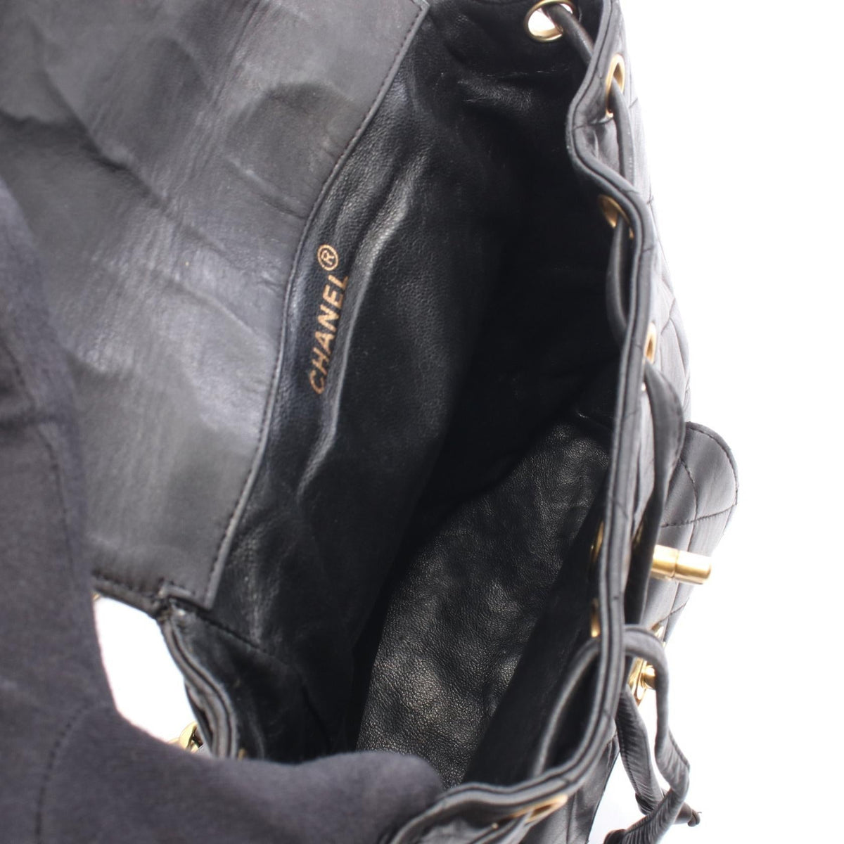 CHANEL Black Matelasse Turn Lock Chain Lambskin (sheep leather) A04194 2101220036249