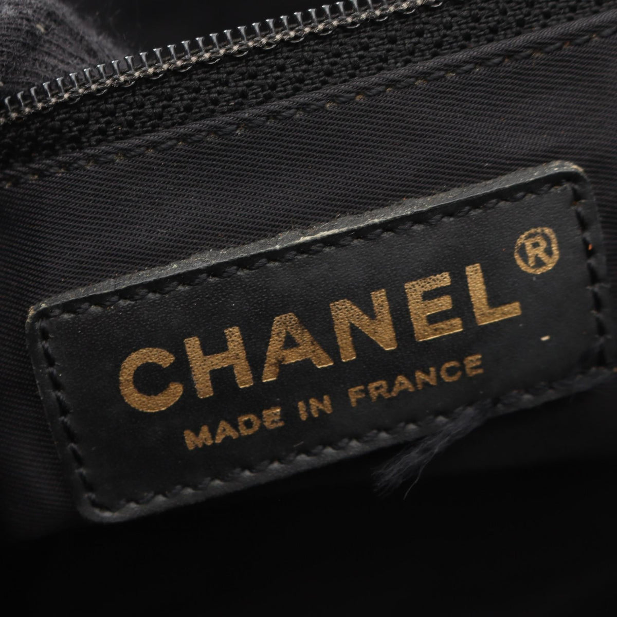 CHANEL Black New Travel Line MM leather�Nylon canvas A15991 2101220018023